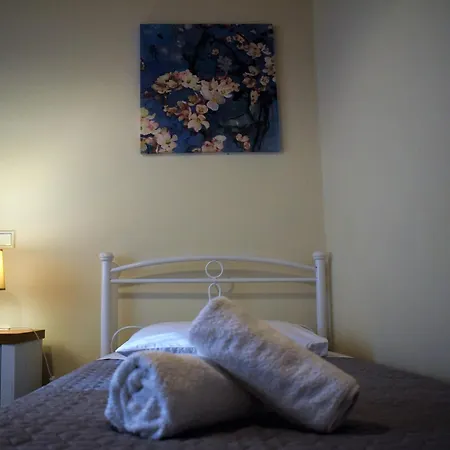 Case de vacanță The Pretty House Next To The Potamion